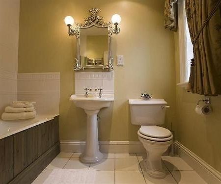 เวสต์ ลองริดจ์ แมเนอร์ บีแอนด์บี Bed & Breakfast Berwick Upon Tweed ภายนอก รูปภาพ